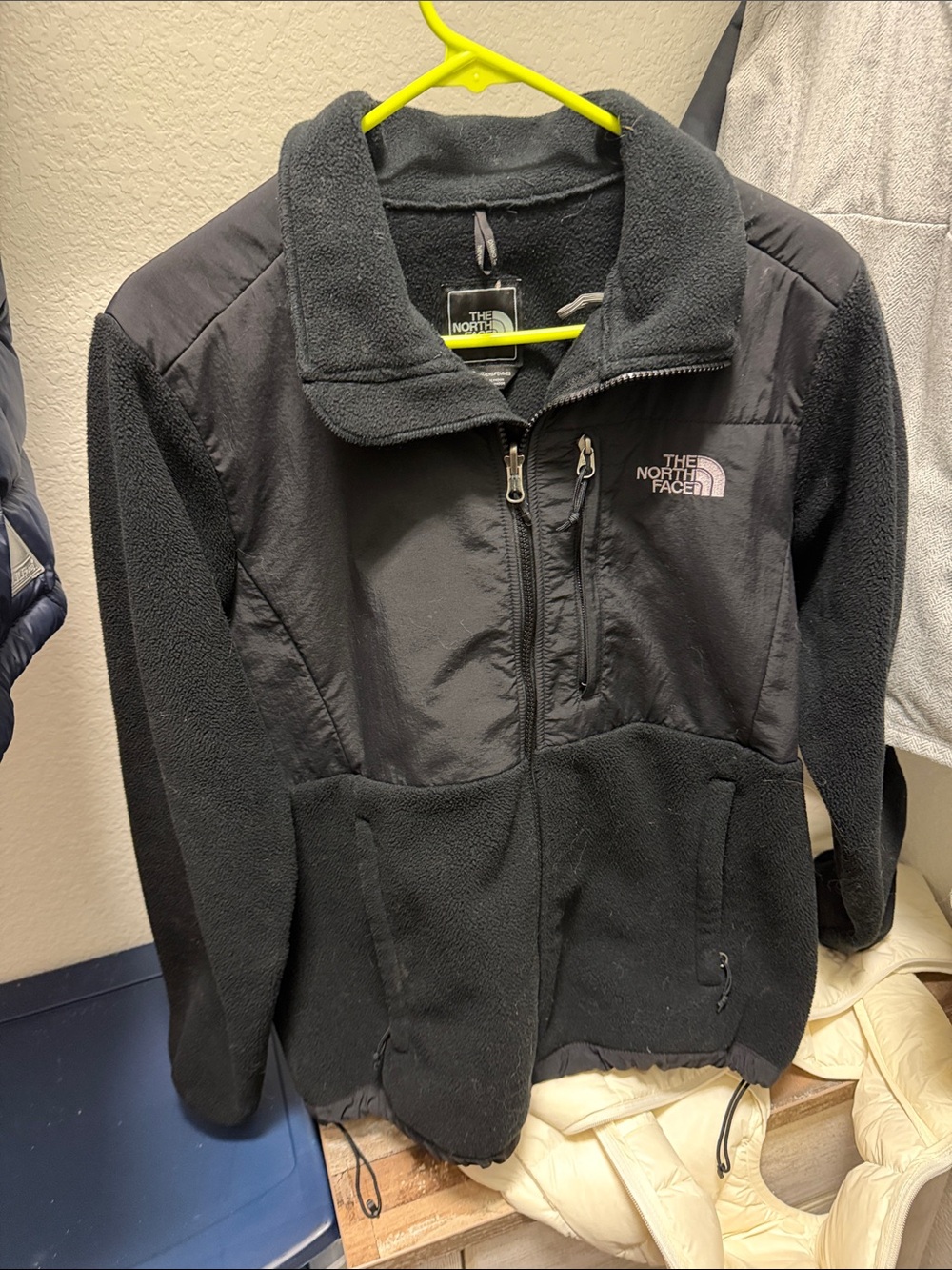 The North Face Black Women's Fleece-Panel Puffer Jacket